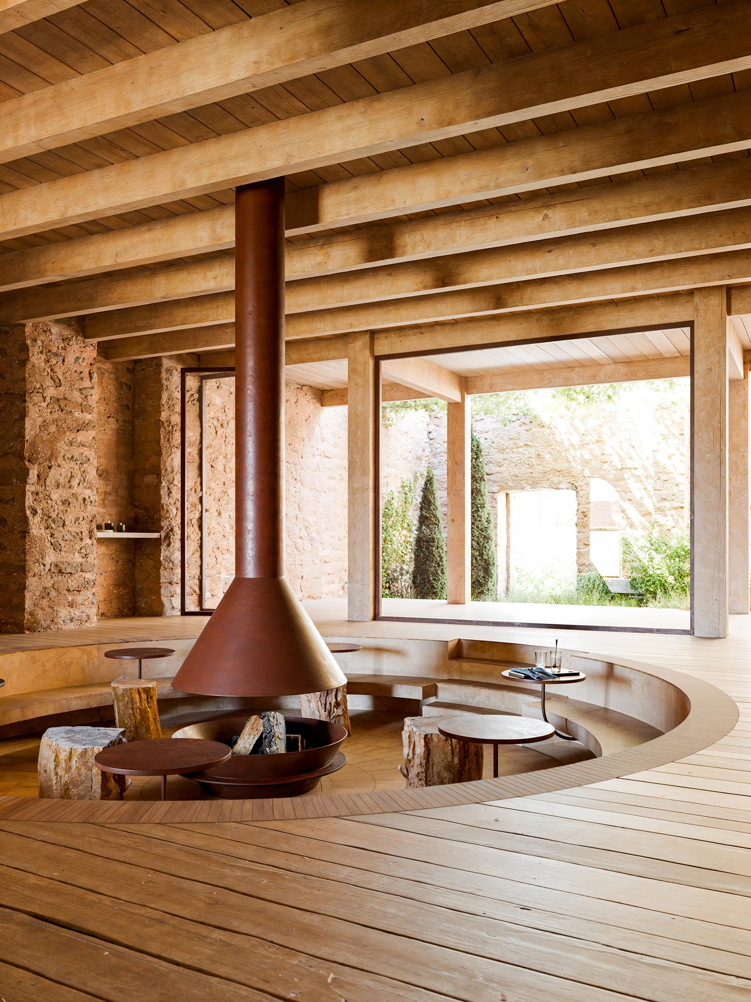 VATA – Renovation of a Catalan Masia in Navata – Studio PERF